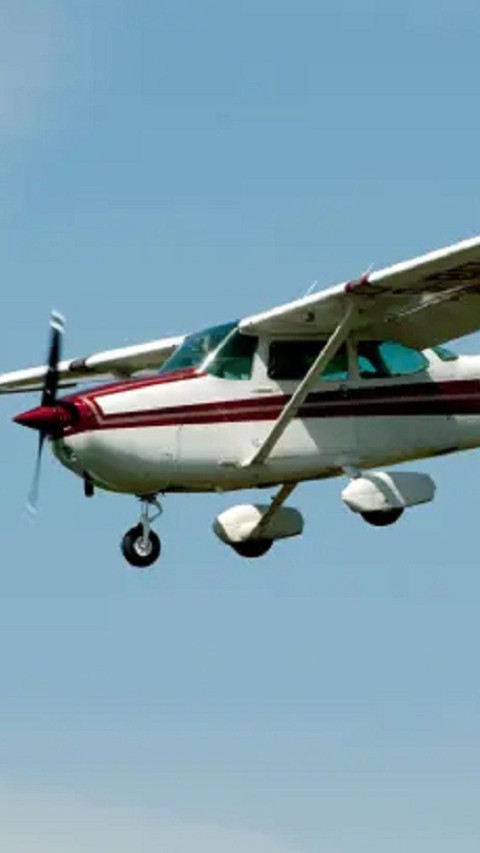 Seorang Pria Ditangkap di AS, Mencoba Selundupkan Pesawat Cessna ke Russia