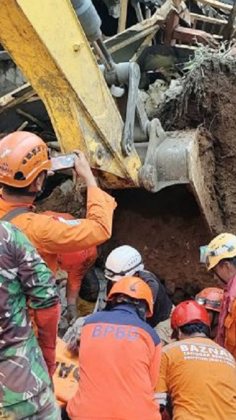 Korban Tragedi Longsor Jombang Ditemukan Tim SAR Gabungan