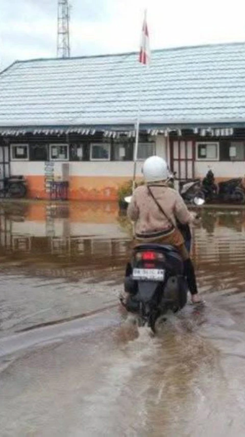 Puluhan sekolah di Banjarmasin terdampak banjir