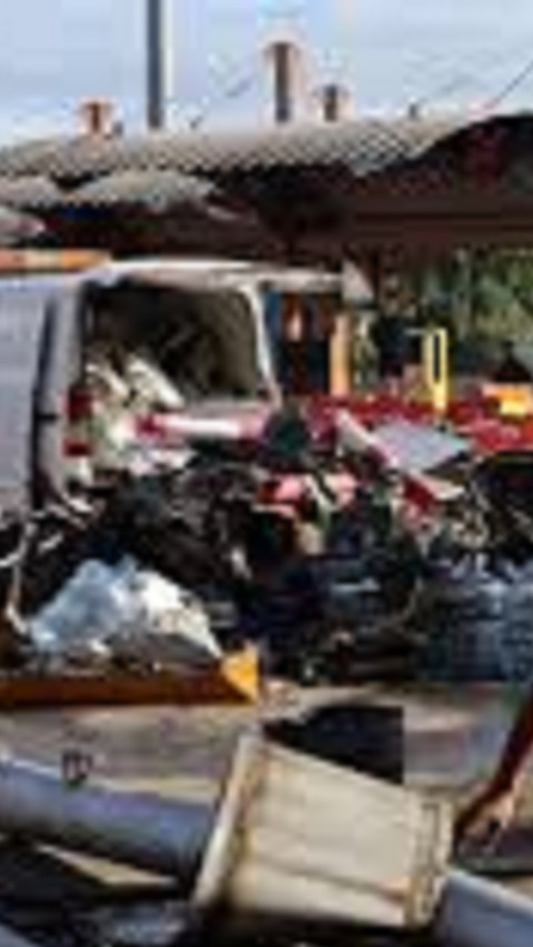 Tujuh Korban Tewas Kecelakaan di Gerbang Tol Ciawi, Dua Sempat Terbakar