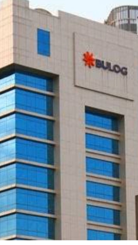 Lagi, Dirut Bulog Dicopot. Belum 5 Bulan Menjabat