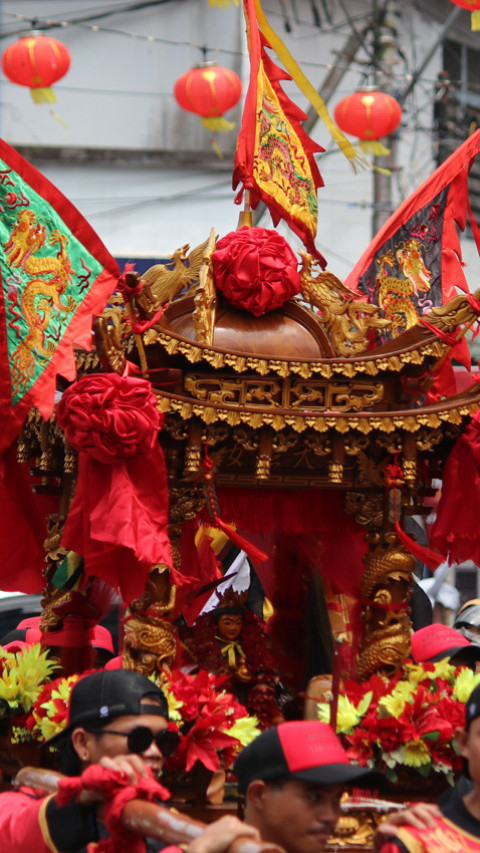 Ritual Cuci Jalan di Singkawang