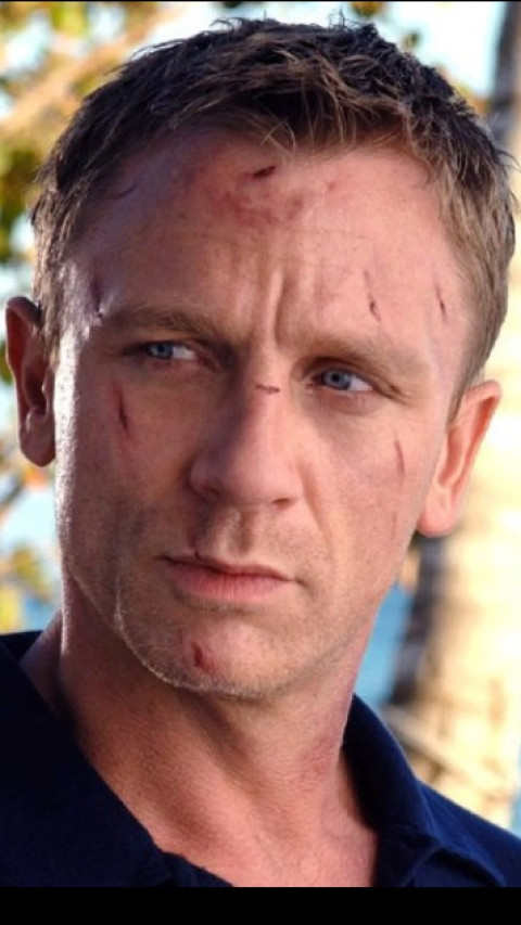 Daniel Craig Ditawari Peran untuk Film "Narnia" Garapan Greta Gerwig