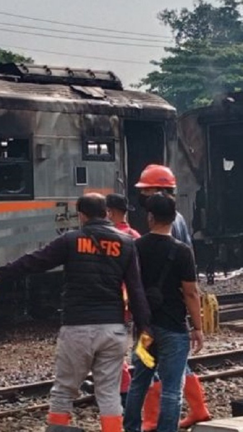 Polisi Mengamankan Remaja yang Diduga Membakar Gerbong KA di Stasiun Tugu