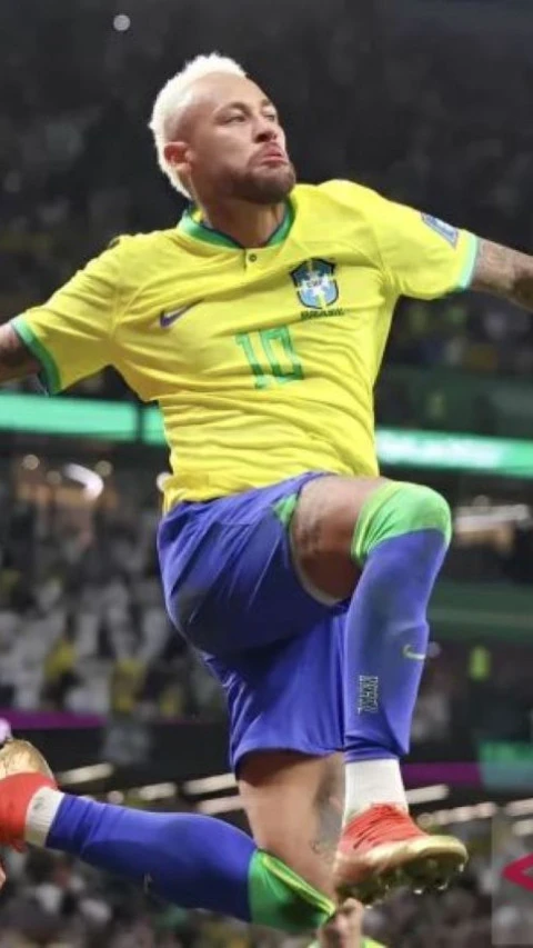 Neymar Dicoret dari Skuad Timnas Brasil 