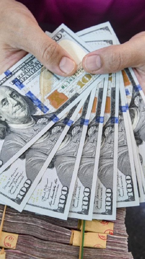 Dollar Stabil Mendekati Level Terendah dalam 5 Bulan