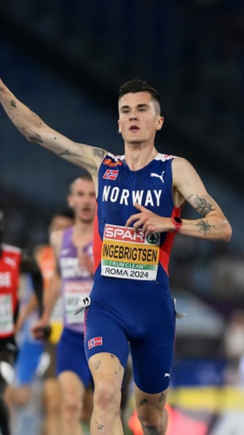 Ingebrigtsen Menangi Lari 3.000m, Jaga Peluang Raih Dua Gelar di Kejuaraan Dunia Indoor