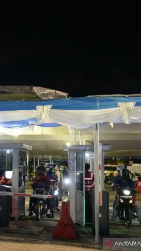 H-7 Lebaran, Pemudik Bersepeda Motor Mulai Melintasi Pelabuhan Ciwandan 